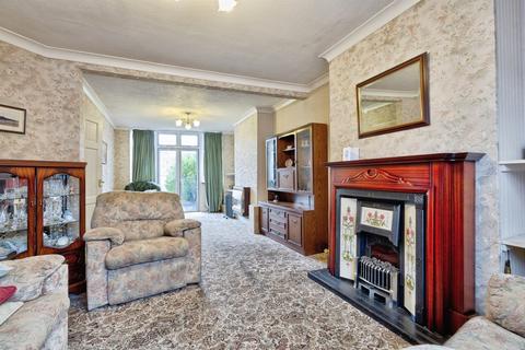 3 bedroom terraced house for sale, Abbots Way, Northampton