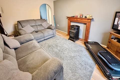 2 bedroom terraced house for sale, Nightingale Way, Telford TF1