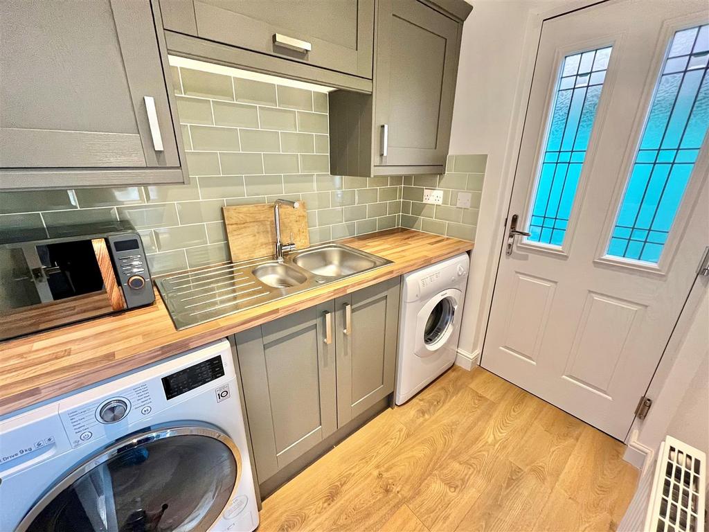 Utility Room.jpg