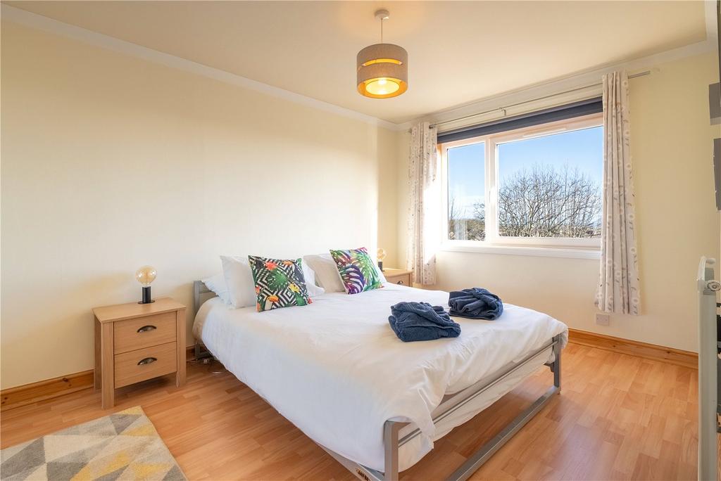 Whitehorse Terrace15