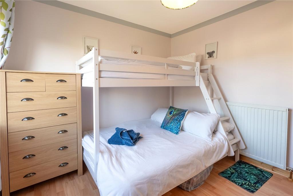 Whitehorse Terrace21