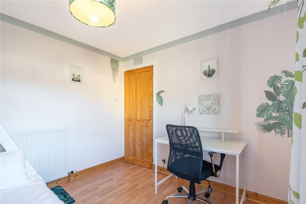 Whitehorse Terrace22