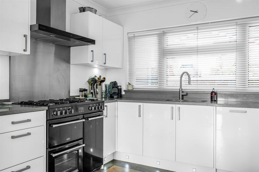 Open Planned Kitchen/Breakfast Room