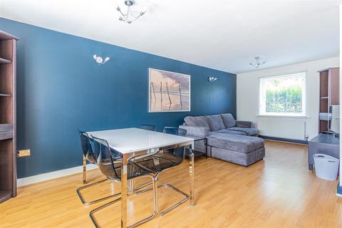 undefined, Heathwood Road, Cardiff CF14