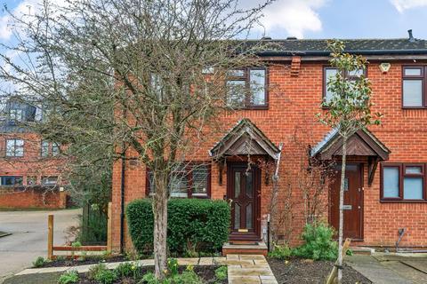 3 bedroom semi-detached house for sale, Campbell Close, London SW16