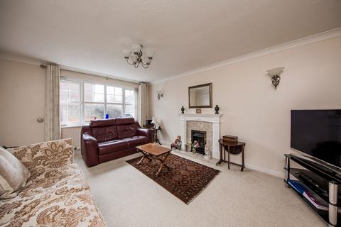 4 bedroom detached house for sale, Starfield, Crowborough