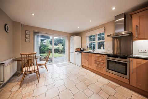 4 bedroom detached house for sale, Starfield, Crowborough