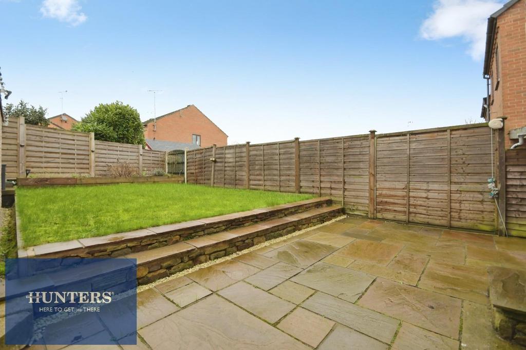 REAR GARDEN 01.jpg