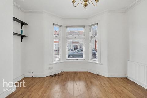 3 bedroom terraced house for sale, Betchworth Road, Ilford