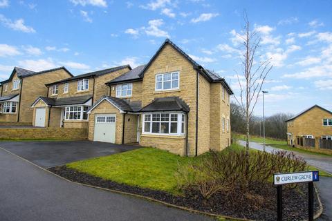 Curlew Grove, Darwen
