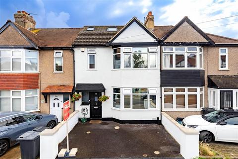 4 bedroom terraced house for sale, Trelawney Road, Hainault, Ilford