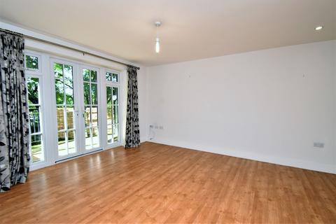 2 bedroom flat for sale, Rectory Avenue, High Wycombe HP13