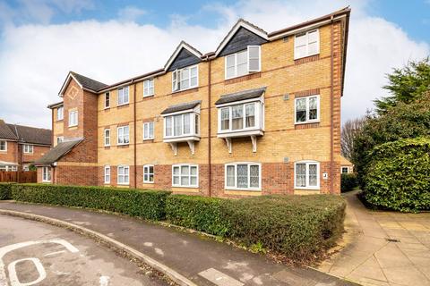 1 bedroom flat for sale, Donald Woods Gardens, Surbiton, KT5