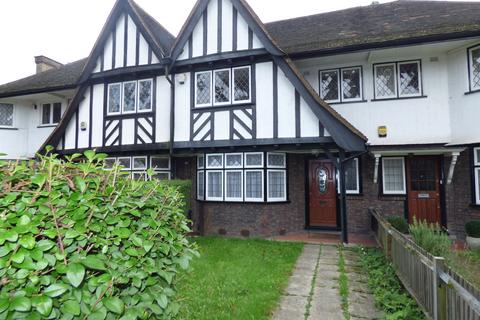 4 bedroom terraced house to rent, Queens Drive, West Acton, London
