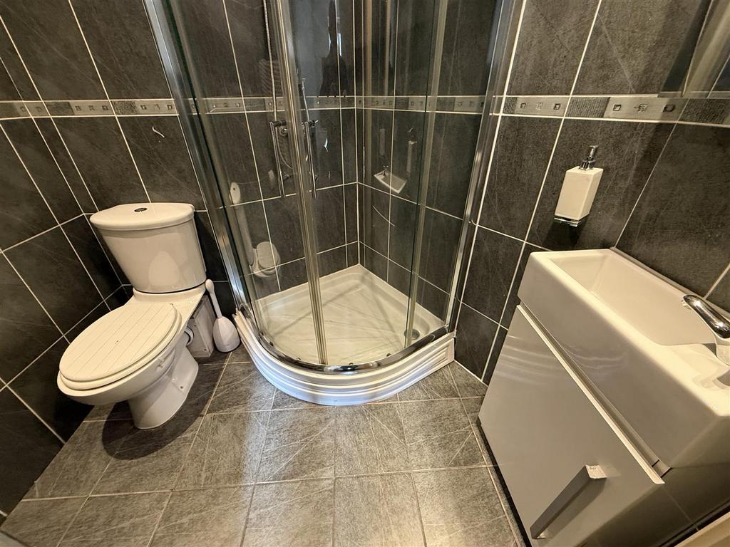 En suite shower room