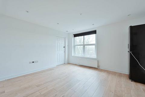 1 bedroom flat for sale, Gladstone Road, Watford, WD17