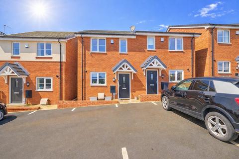 2 bedroom semi-detached house for sale, Garden Crescent, Barlestone