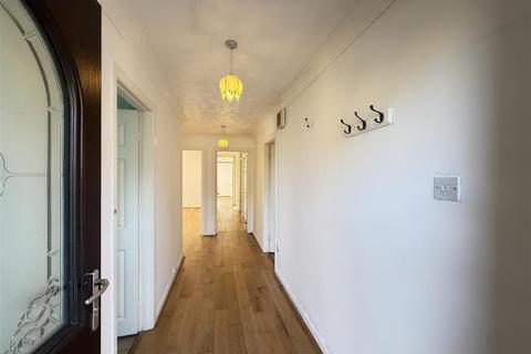 3 bedroom detached bungalow for sale, Bennett Drive, Warwick