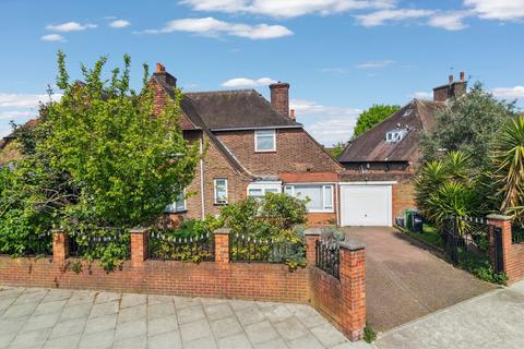 Steventon Road, London W12