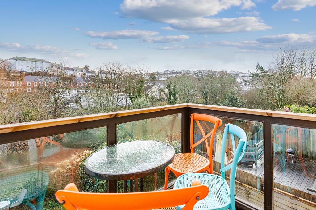 A18 - 25 Knowle House Close Kingsbridge - 260213