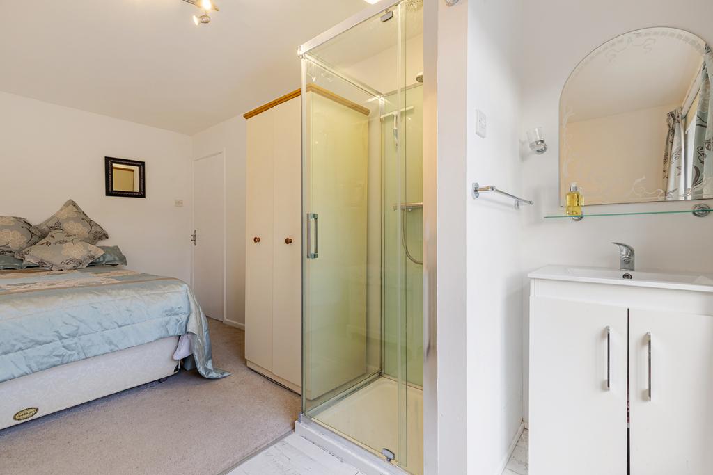A15 - 25 Knowle House Close Kingsbridge - 260213