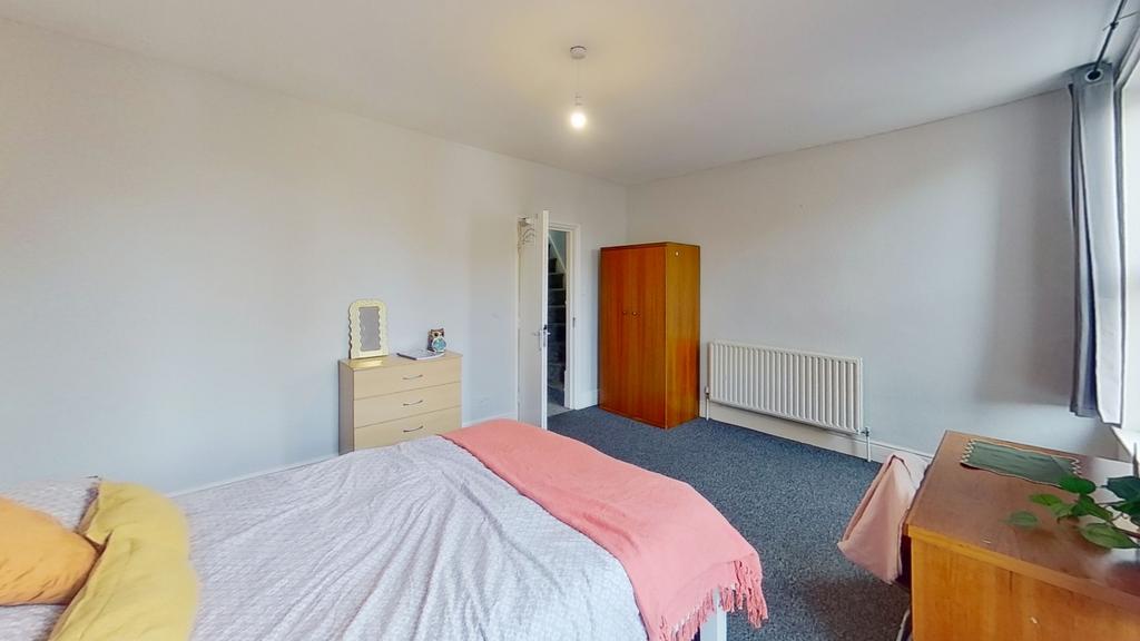 Bedroom (24)