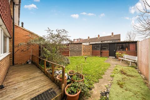 3 bedroom end of terrace house for sale, Roper Way, Mitcham CR4