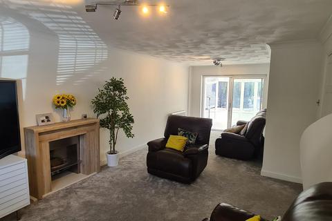 undefined, Minden Close, Chineham, BASINGSTOKE