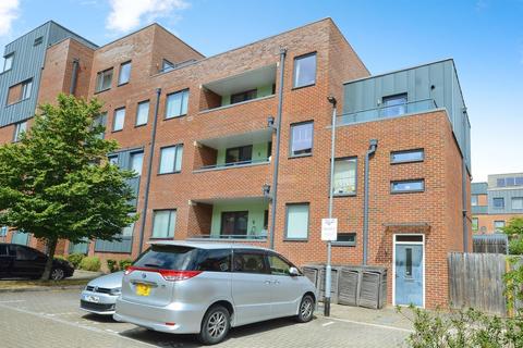 3 bedroom townhouse for sale, Artisan Place, Harrow