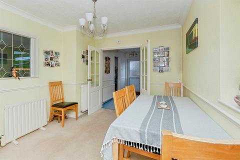 4 bedroom detached house for sale, Pells Close, Fleckney, Leicester