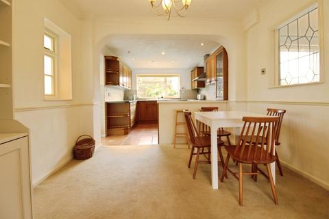 4 bedroom detached house for sale, Pells Close, Fleckney, Leicester