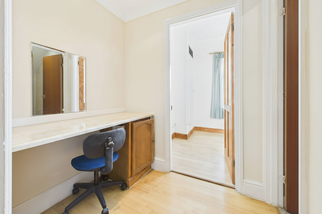 Dressing Area
