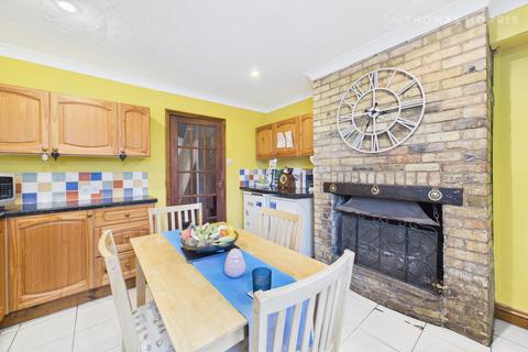 4 bedroom semi-detached house for sale, Blenheim Road, Huntingdon PE26