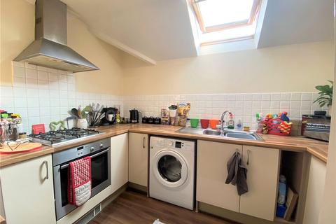 2 bedroom flat to rent, Ashley Road, New Milton, BH25