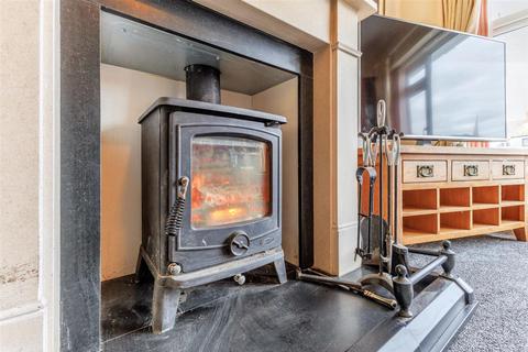 2 bedroom semi-detached bungalow for sale, Lindsey Avenue, Evesham WR11