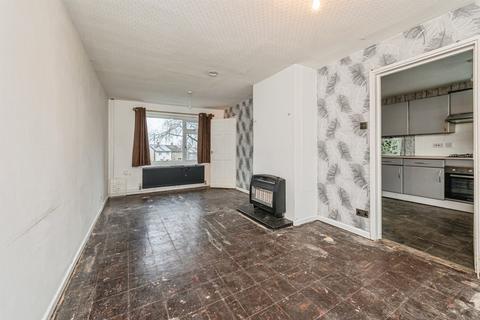 3 bedroom semi-detached house for sale, Cromarty Avenue, Huddersfield