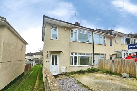 3 bedroom end of terrace house to rent, Lawrence Grove, Cam, Dursley