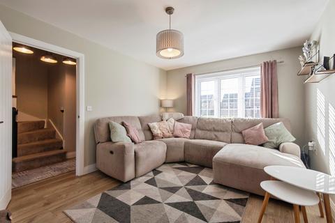 3 bedroom semi-detached house for sale, Robinson Gardens, Bassingbourn, Royston