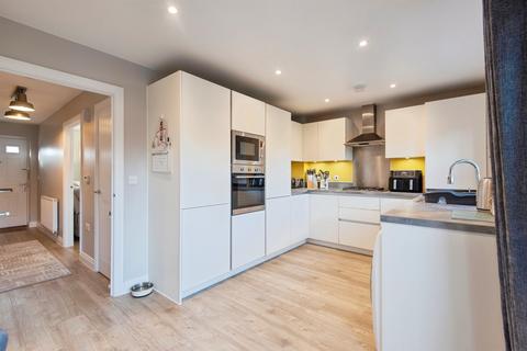 3 bedroom semi-detached house for sale, Robinson Gardens, Bassingbourn, Royston
