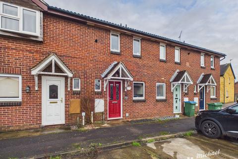 2 bedroom terraced house for sale, Field Close, Aylesbury