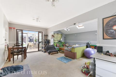 undefined, Agar Close, Surbiton
