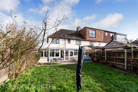 undefined, Agar Close, Surbiton