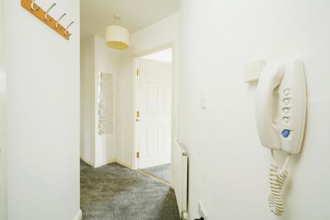 2 bedroom apartment to rent, Bathing Place Court, WITNEY