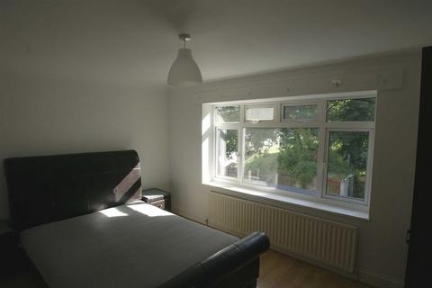 1 bedroom house of multiple occupation to rent, 66 Claymore, Hemel Hempstead, HP2