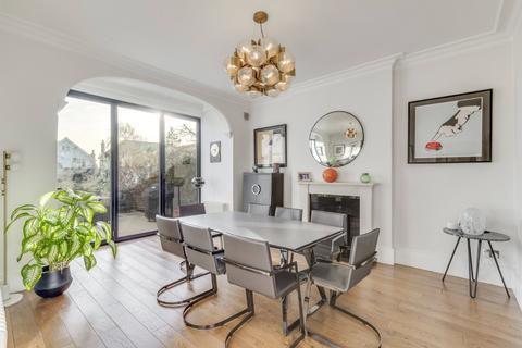 4 bedroom detached house for sale, Mountfield Road, London, N3