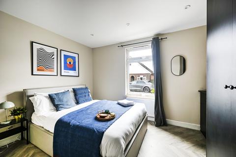 2 bedroom semi-detached house to rent, Gordon Road, Tunbridge Wells TN4