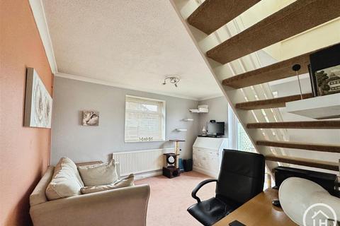 4 bedroom detached house for sale, Hempstead Road, Gillingham ME7