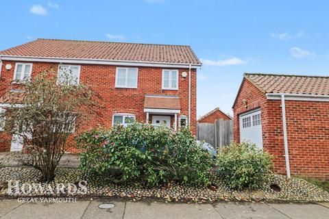 3 bedroom semi-detached house for sale, School Road, Martham