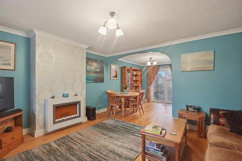 3 bedroom detached house for sale, Bramshill Rise, Walton, Chesterfield
