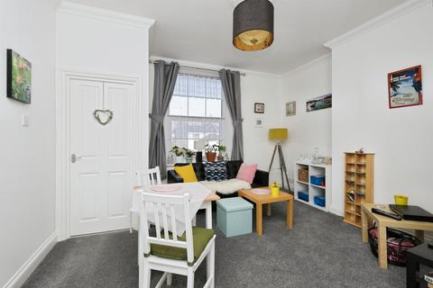 1 bedroom flat for sale, Seaside Road, Eastbourne